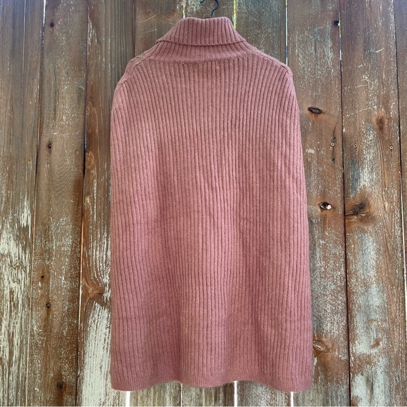 MAZIK Women’s Pink Cable Knit Turtle Neck Sweater Shawl Shrug Size Large - Picture 8 of 11